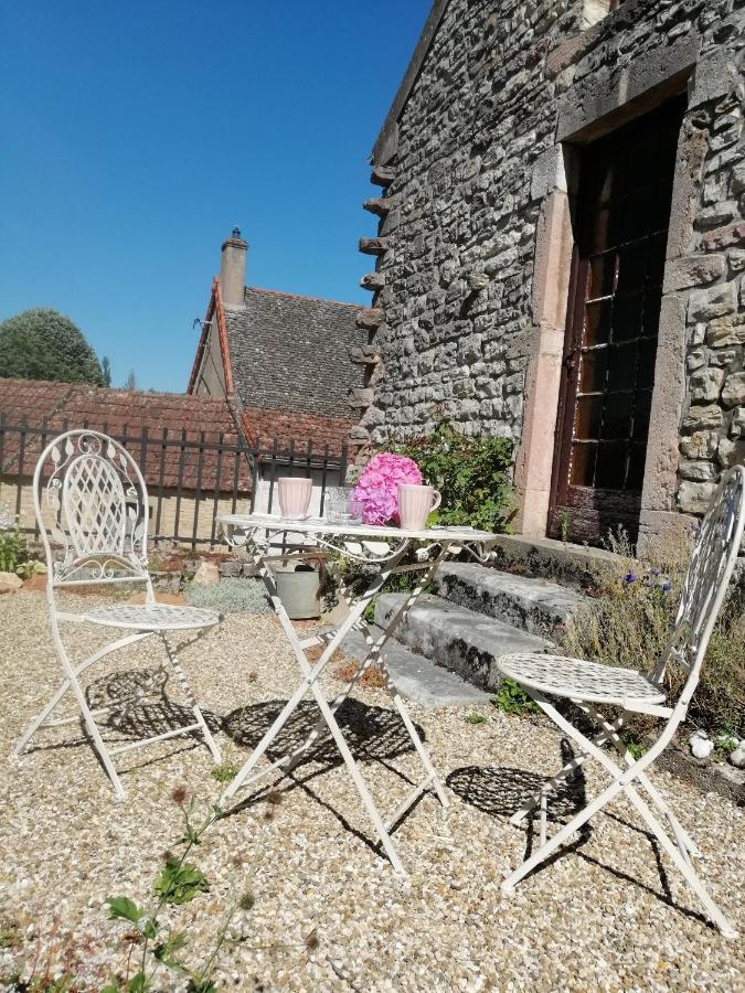 Gîte Pierre et Marie Mellecey Extérieur photo