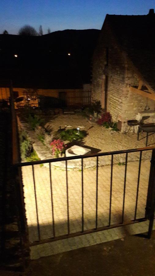 Gîte Pierre et Marie Mellecey Extérieur photo